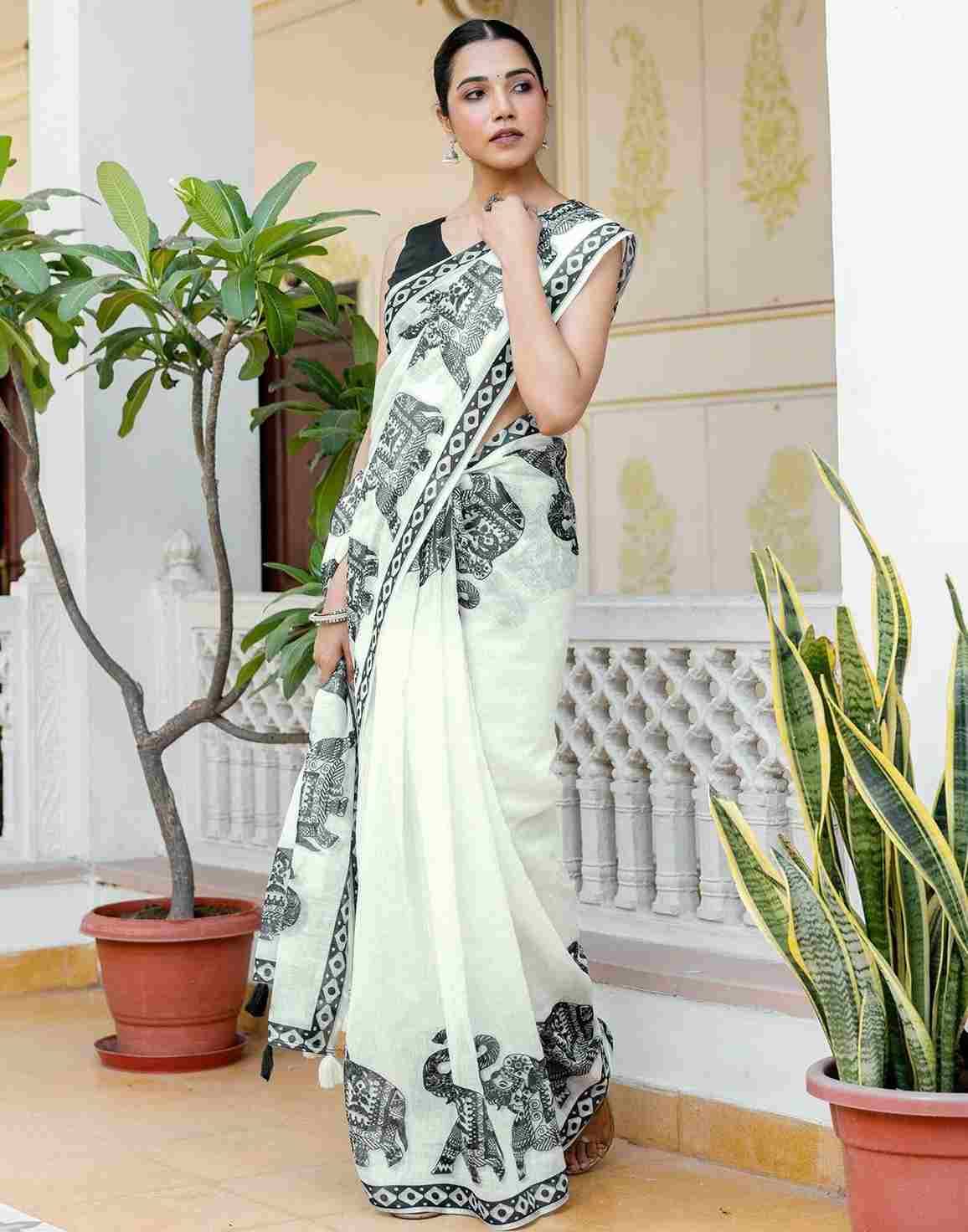 Ab-109 By Fashid Wholesale Special Indian Traditional Wear Collection Beautiful Stylish Fancy Colorful Party Wear & Occasional Wear Handloom Linen Cotton Sarees At Wholesale Price