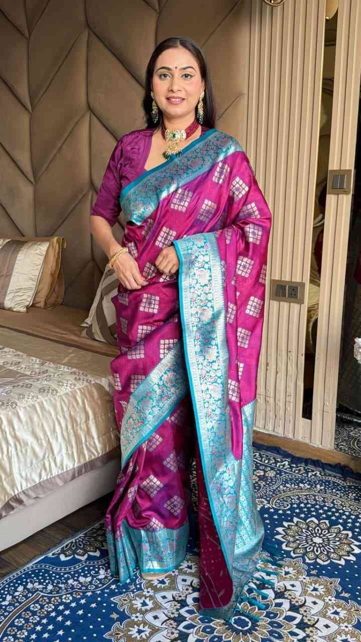 Vv-56 By Fashid Wholesale 01 To 08 Series Indian Traditional Wear Collection Beautiful Stylish Fancy Colorful Party Wear & Occasional Wear Banarasi Silk Sarees At Wholesale Price