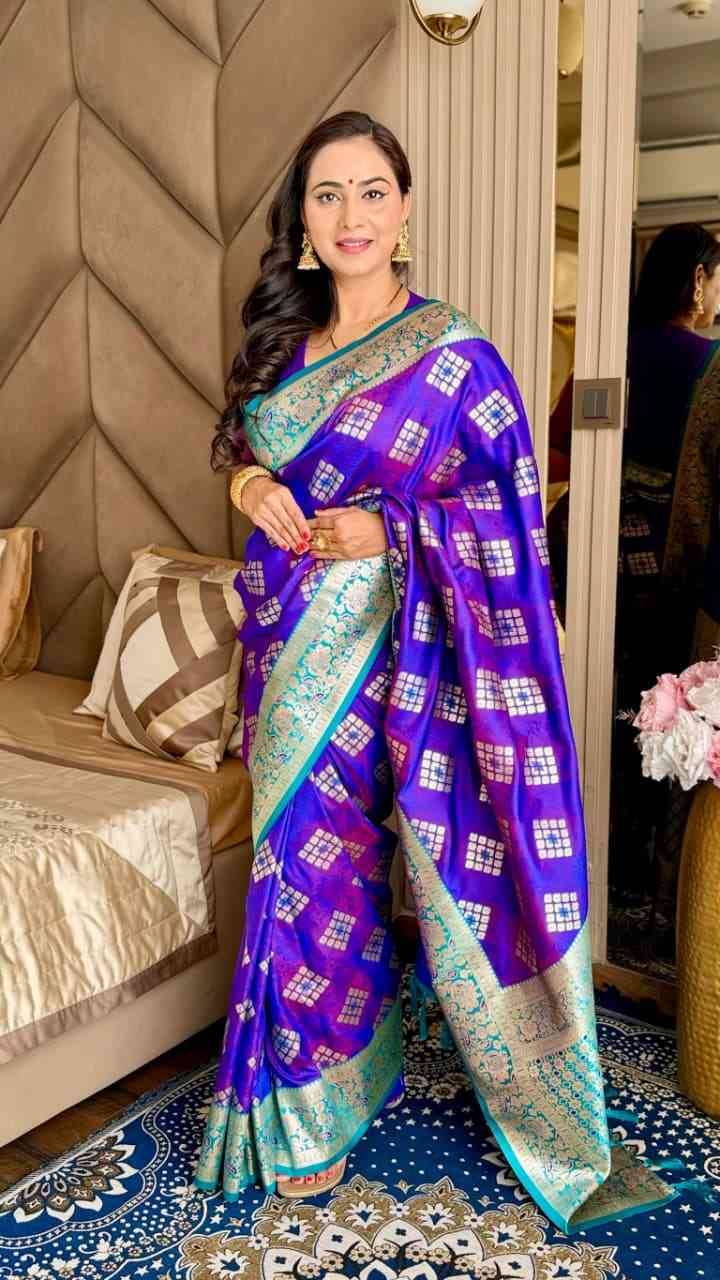Vv-56 By Fashid Wholesale 01 To 08 Series Indian Traditional Wear Collection Beautiful Stylish Fancy Colorful Party Wear & Occasional Wear Banarasi Silk Sarees At Wholesale Price