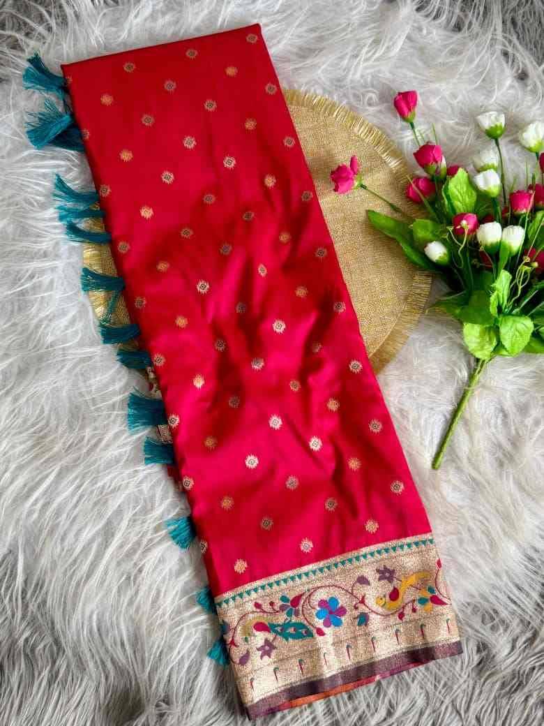 Vv-58 By Fashid Wholesale 01 To 08 Series Indian Traditional Wear Collection Beautiful Stylish Fancy Colorful Party Wear & Occasional Wear Paithani Silk Sarees At Wholesale Price