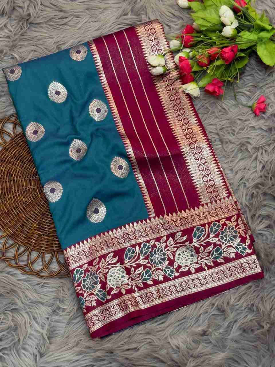 Vv-59 By Fashid Wholesale 01 To 08 Series Indian Traditional Wear Collection Beautiful Stylish Fancy Colorful Party Wear & Occasional Wear Paithani Silk Sarees At Wholesale Price