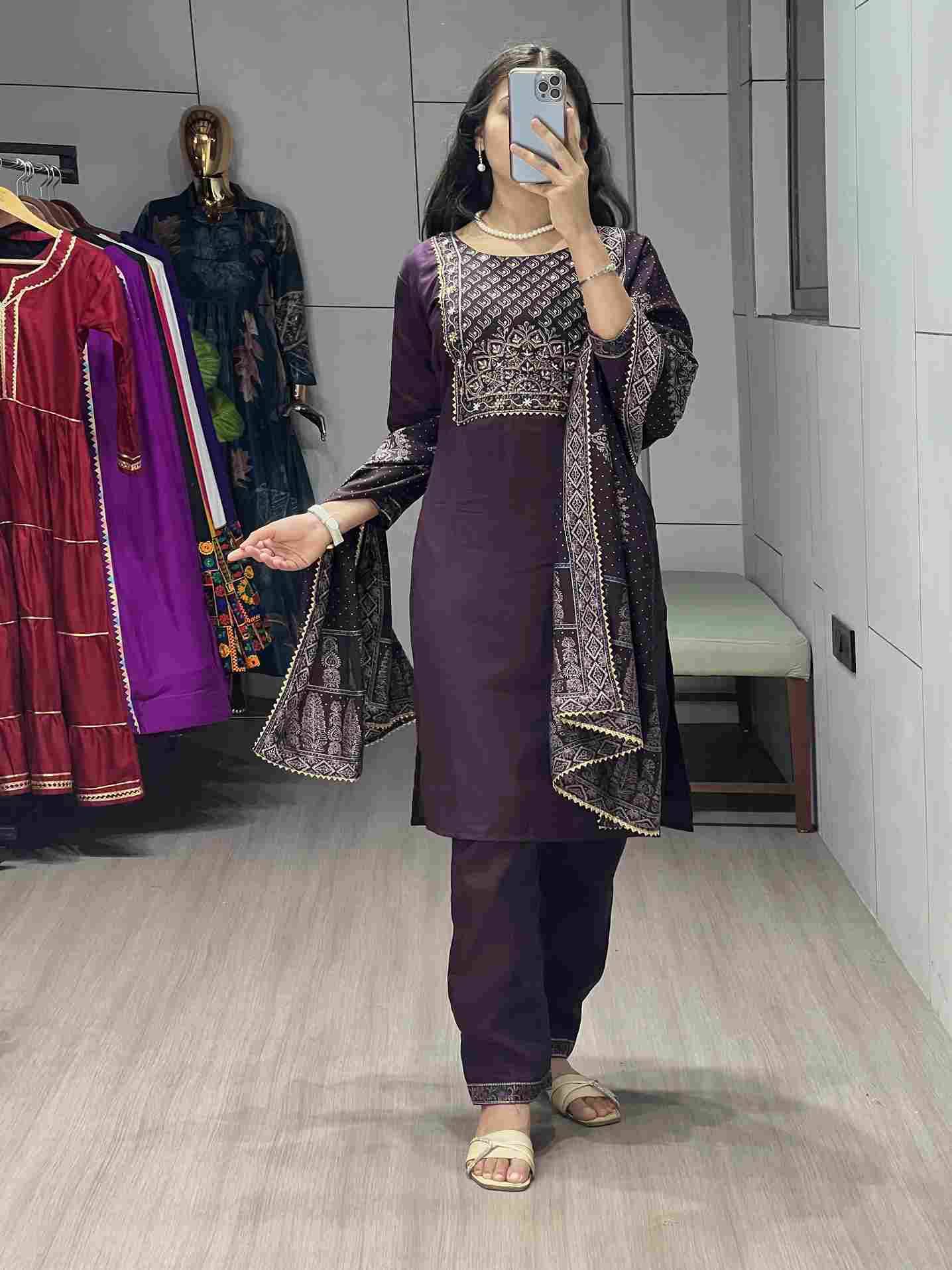 Gr-8114 By Fashid Wholesale 01 To 02 Series Designer Stylish Fancy Colorful Beautiful Party Wear & Ethnic Wear Collection Modal Chanderi Dresses At Wholesale Price