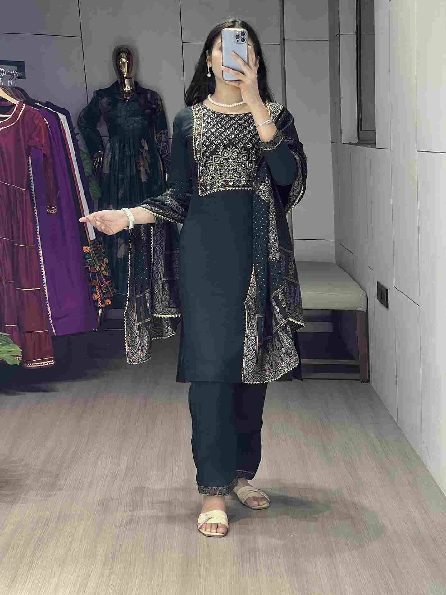 Gr-8114 By Fashid Wholesale 01 To 02 Series Designer Stylish Fancy Colorful Beautiful Party Wear & Ethnic Wear Collection Modal Chanderi Dresses At Wholesale Price