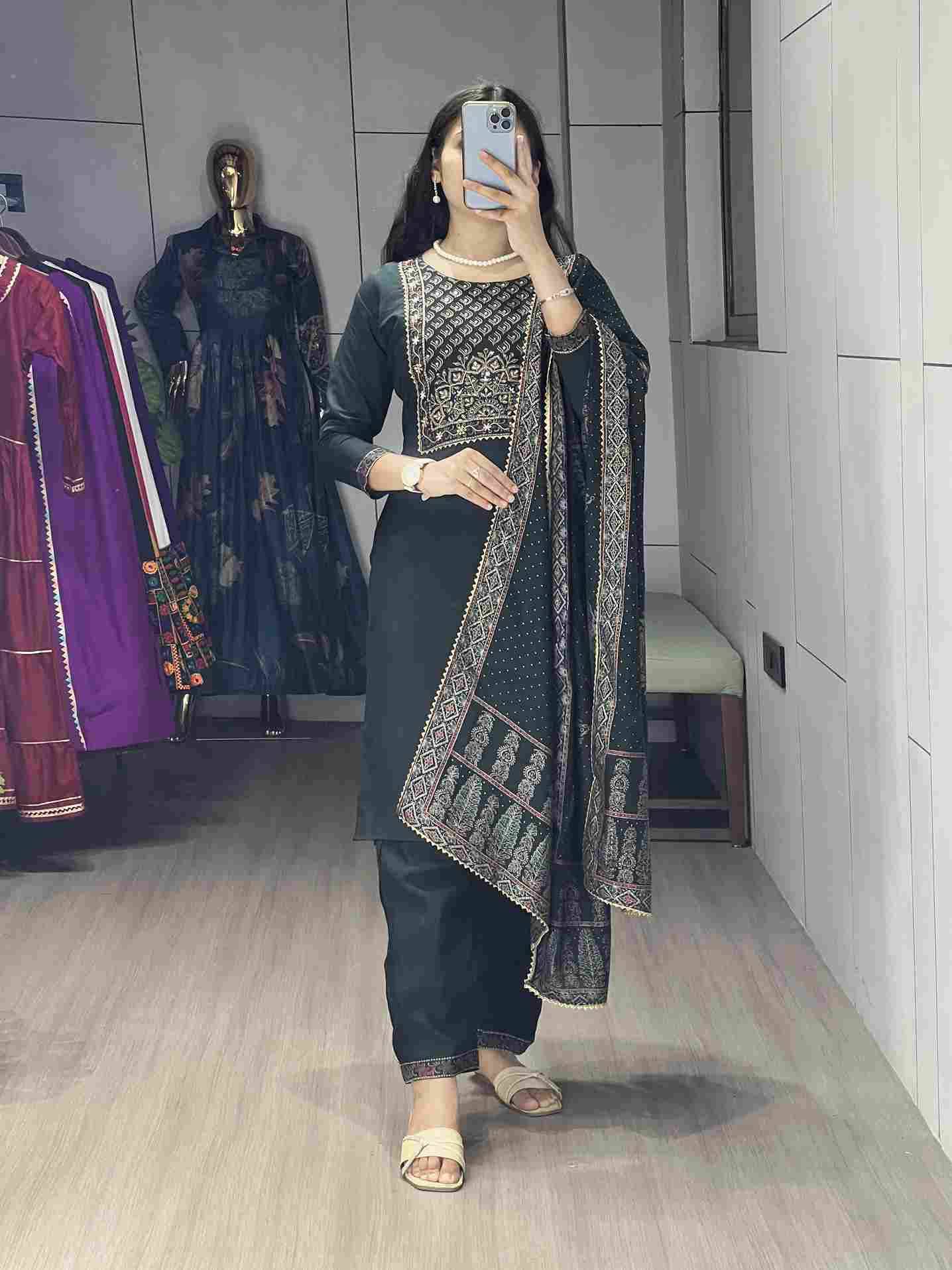 Gr-8114 By Fashid Wholesale 01 To 02 Series Designer Stylish Fancy Colorful Beautiful Party Wear & Ethnic Wear Collection Modal Chanderi Dresses At Wholesale Price