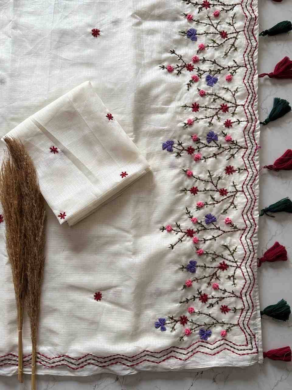 Vt-1025 By Fashid Wholesale Indian Traditional Wear Collection Beautiful Stylish Fancy Colorful Party Wear & Occasional Wear Premium Kota Doriya Silk Sarees At Wholesale Price