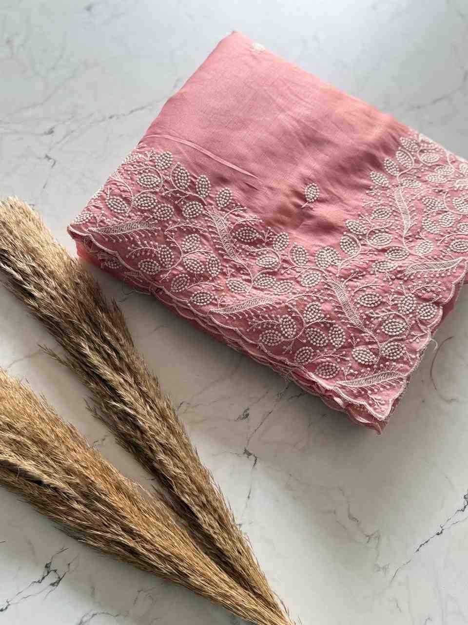 Vt-1051 By Fashid Wholesale 01 To 07 Series Indian Traditional Wear Collection Beautiful Stylish Fancy Colorful Party Wear & Occasional Wear Tussar Silk Sarees At Wholesale Price