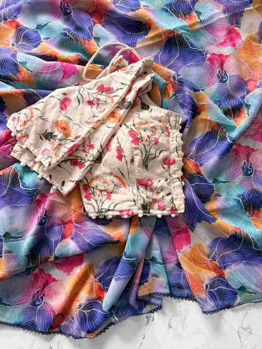 Vt-1055 By Fashid Wholesale 01 To 10 Series Indian Traditional Wear Collection Beautiful Stylish Fancy Colorful Party Wear & Occasional Wear Premium Chiffon Print Sarees At Wholesale Price