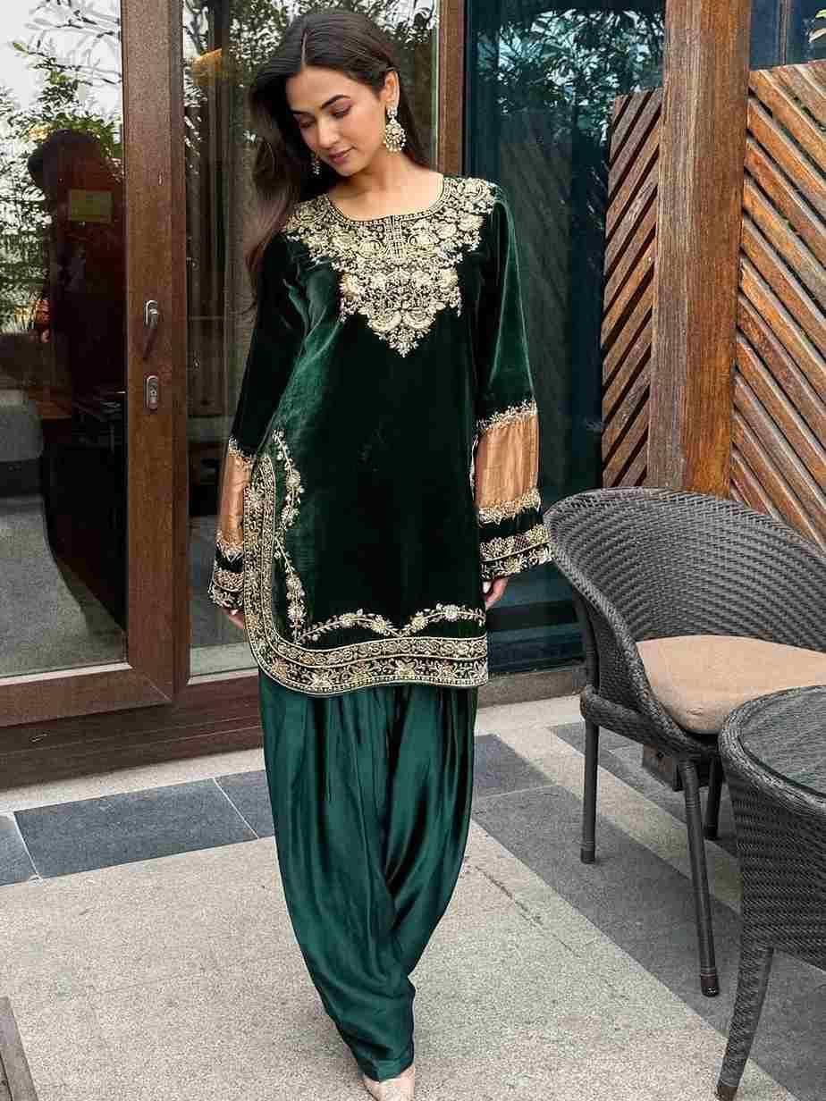 R-5948 By Fashid Wholesale Beautiful Festive Suits Colorful Stylish Fancy Casual Wear & Ethnic Wear Viscose Velvet Dresses At Wholesale Price