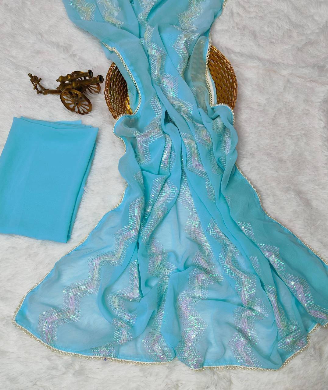 Vs-107 By Fashid Wholesale 01 To 02 Series Indian Traditional Wear Collection Beautiful Stylish Fancy Colorful Party Wear & Occasional Wear Heavy Chiffon Georgette Sarees At Wholesale Price