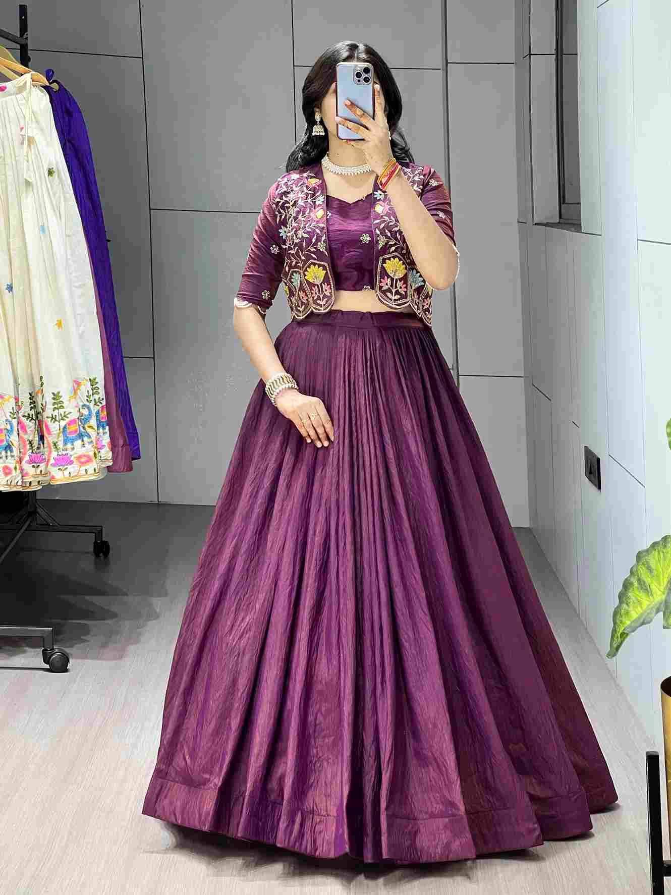 Gr-8228 By Fashid Wholesale 01 To 03 Series Navratri Wear Collection Beautiful Stylish Colorful Fancy Party Wear & Occasional Wear Vichitra Lehengas At Wholesale Price
