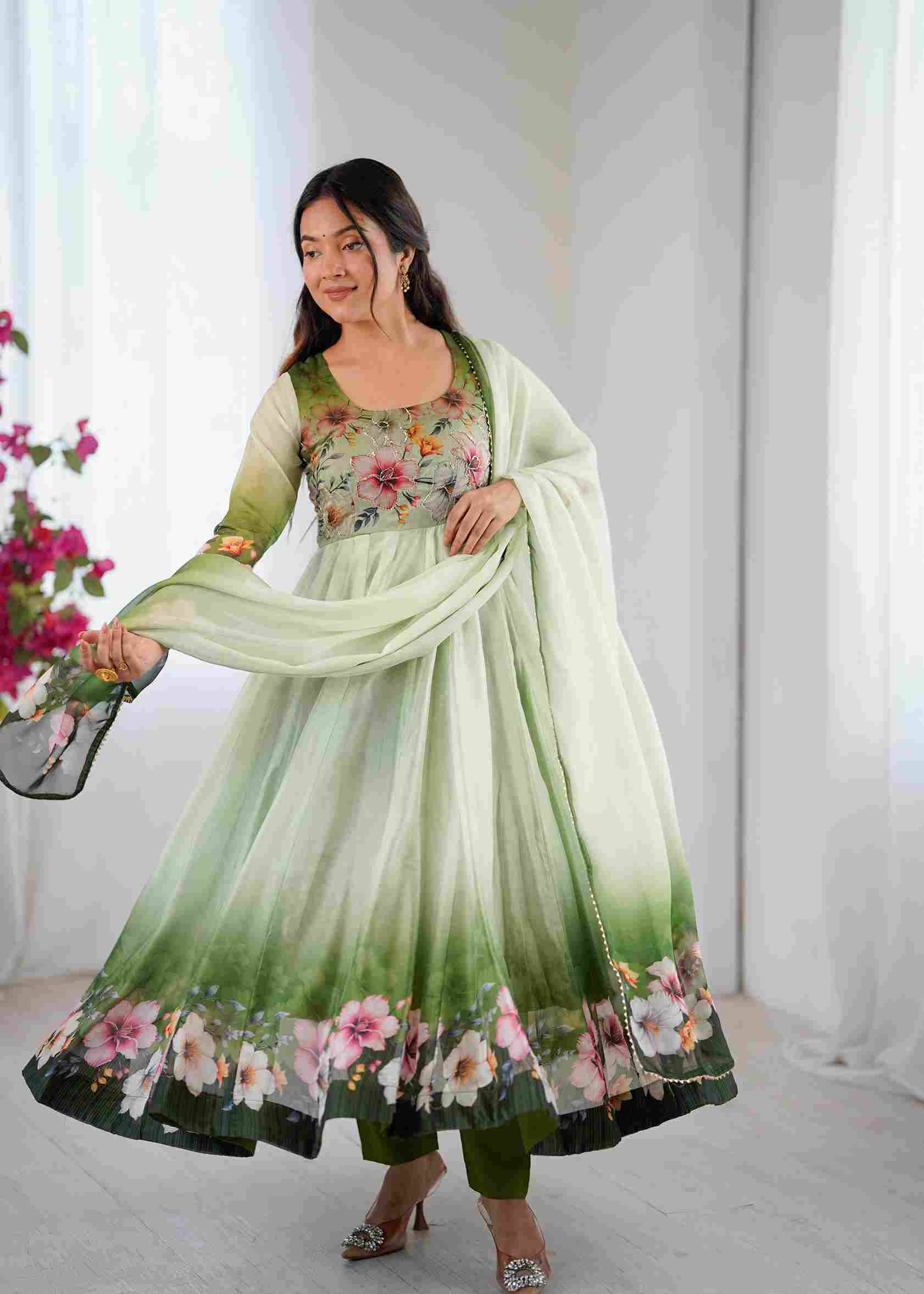 Mb-531 By Fashid Wholesale Designer Stylish Fancy Colorful Beautiful Party Wear & Ethnic Wear Collection Organza Taby Silk Gown At Wholesale Price