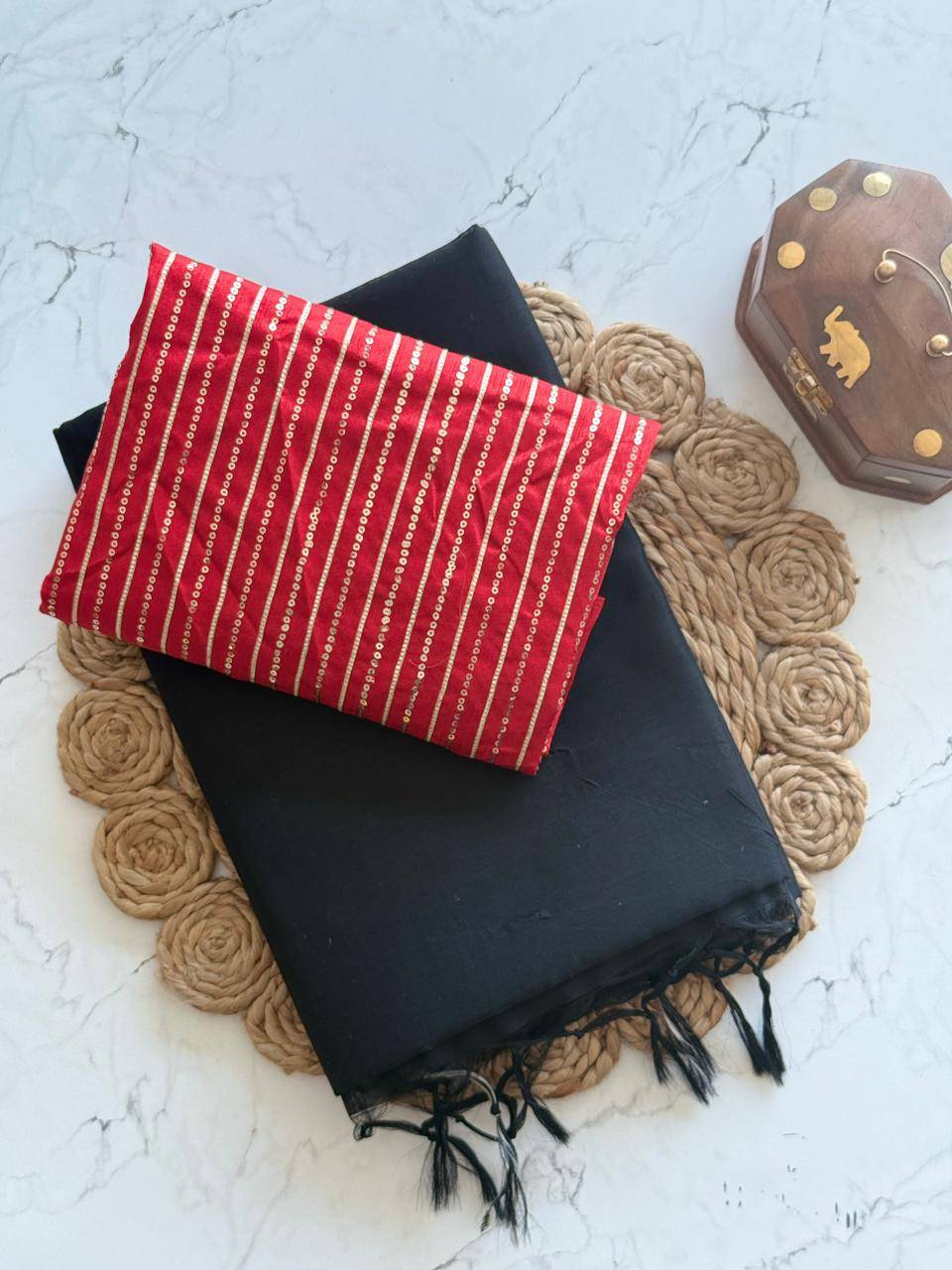 Vt-5002 By Fashid Wholesale 01 To 08 Series Indian Traditional Wear Collection Beautiful Stylish Fancy Colorful Party Wear & Occasional Wear Pure Chanderi Cotton Sarees At Wholesale Price