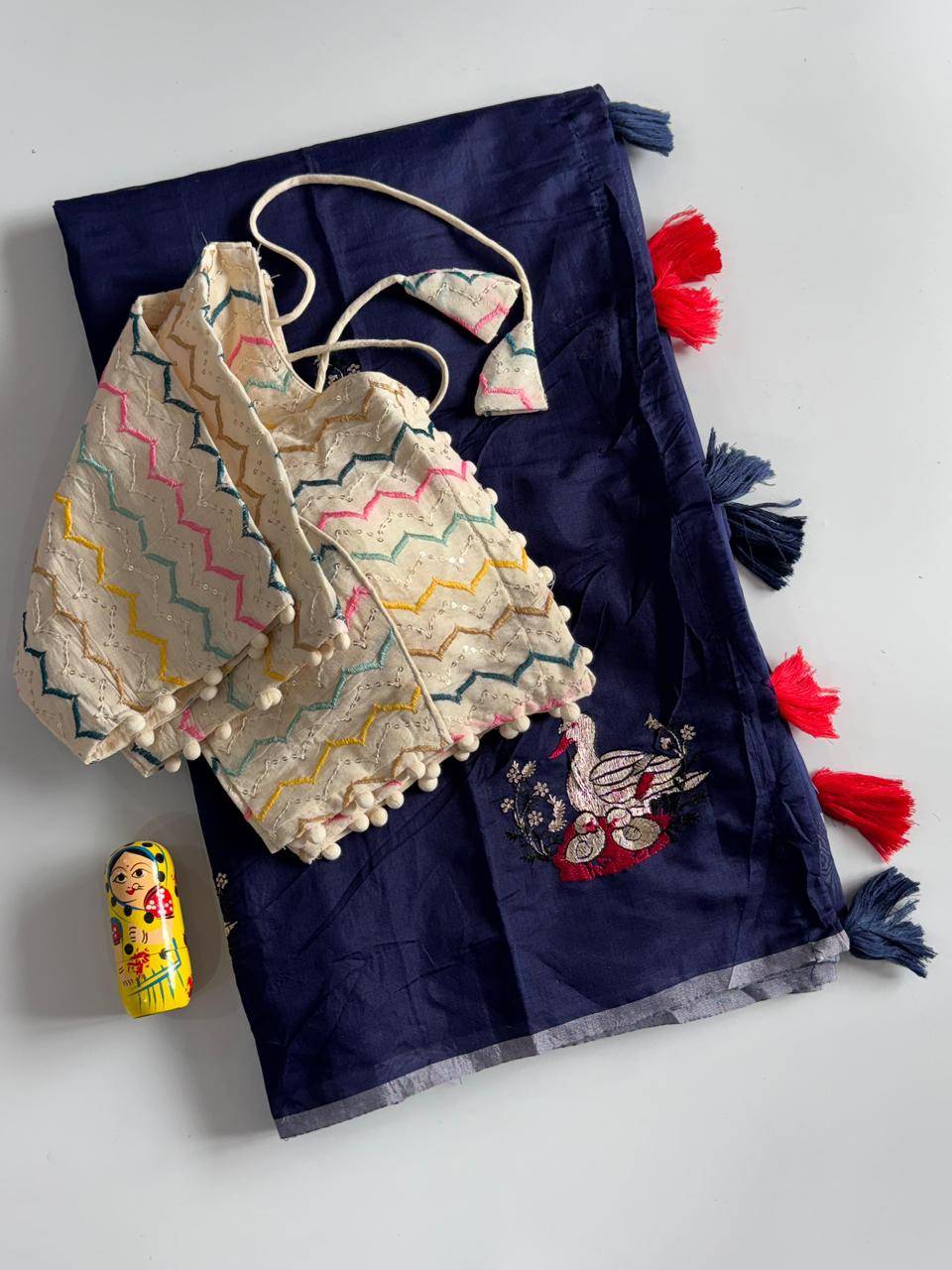 Vt-Duck By Fashid Wholesale 01 To 08 Series Indian Traditional Wear Collection Beautiful Stylish Fancy Colorful Party Wear & Occasional Wear Premium Chanderi Sarees At Wholesale Price