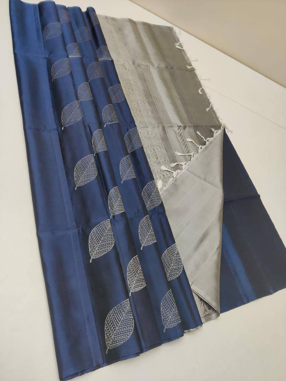 Kp-5017 By Fashid Wholesale 01 To 03 Series Indian Traditional Wear Collection Beautiful Stylish Fancy Colorful Party Wear & Occasional Wear Soft Lichi Silk Sarees At Wholesale Price