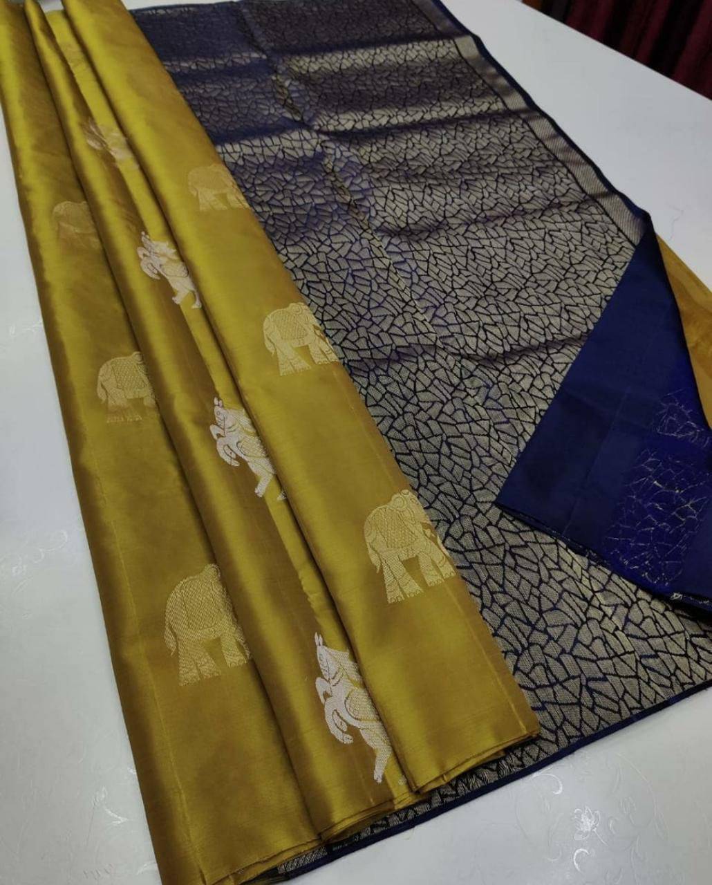 Kp-5014 By Fashid Wholesale 01 To 06 Series Indian Traditional Wear Collection Beautiful Stylish Fancy Colorful Party Wear & Occasional Wear Soft Lichi Silk Sarees At Wholesale Price