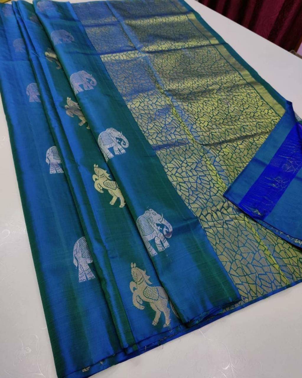 Kp-5014 By Fashid Wholesale 01 To 06 Series Indian Traditional Wear Collection Beautiful Stylish Fancy Colorful Party Wear & Occasional Wear Soft Lichi Silk Sarees At Wholesale Price