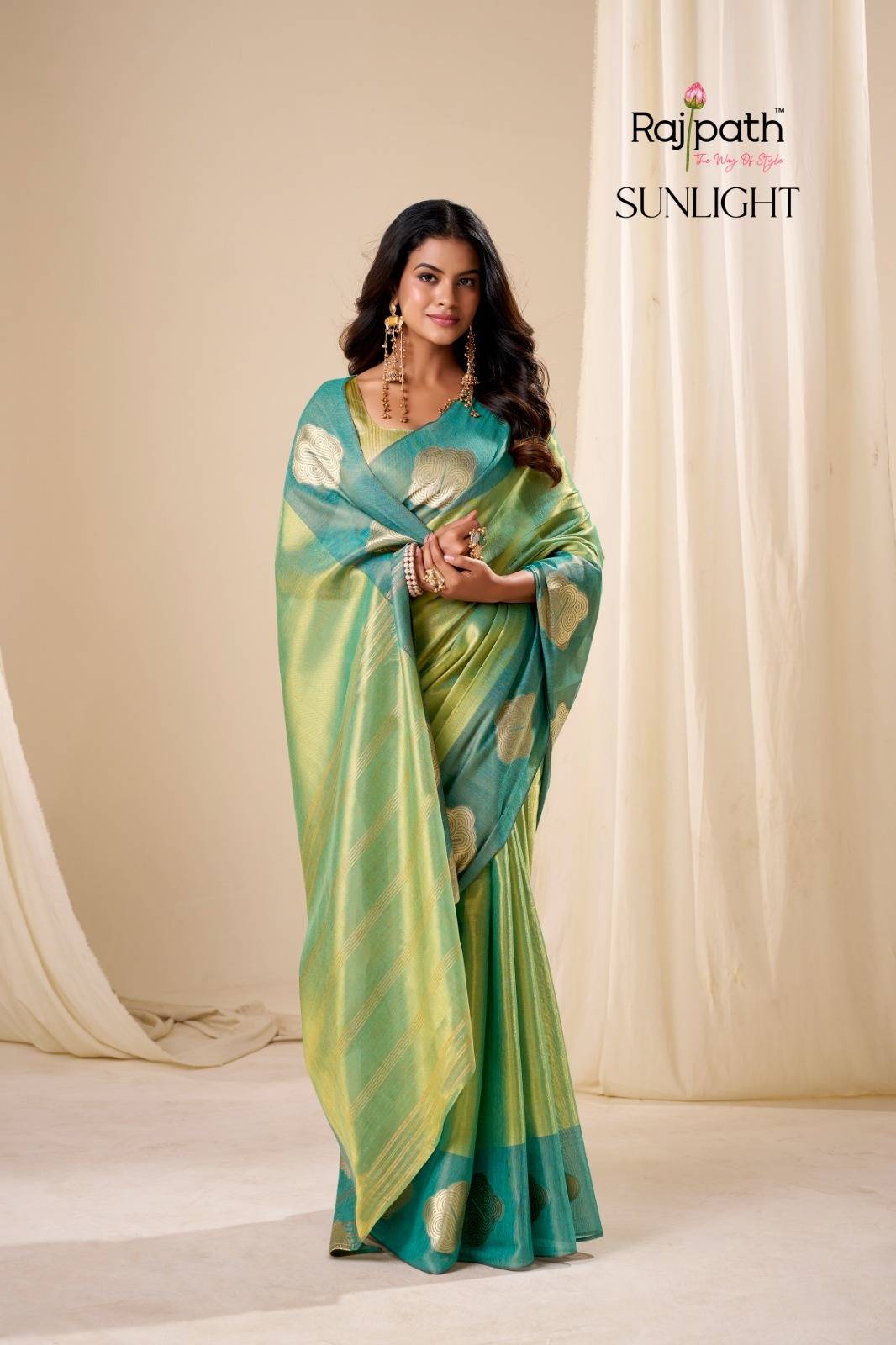 Sunlight By Rajpath 658 To 663 Series Indian Traditional Wear Collection Beautiful Stylish Fancy Colorful Party Wear & Occasional Wear Handloom Tissue Soft Silk Sarees At Wholesale Price