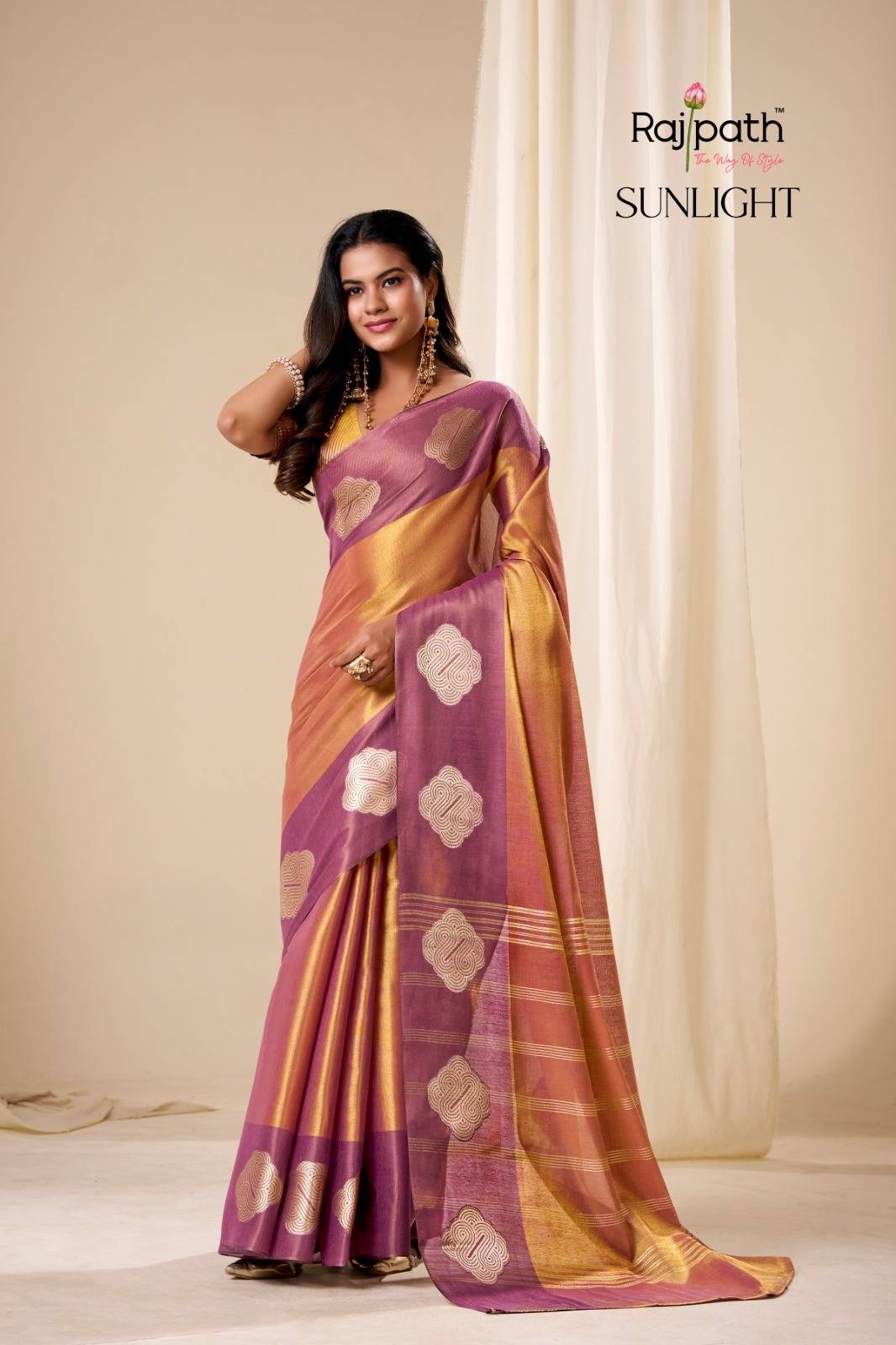 Sunlight By Rajpath 658 To 663 Series Indian Traditional Wear Collection Beautiful Stylish Fancy Colorful Party Wear & Occasional Wear Handloom Tissue Soft Silk Sarees At Wholesale Price
