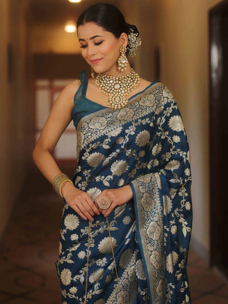 Lc-747 By Fashid Wholesale 01 To 05 Series Indian Traditional Wear Collection Beautiful Stylish Fancy Colorful Party Wear & Occasional Wear Lichi Silk Sarees At Wholesale Price