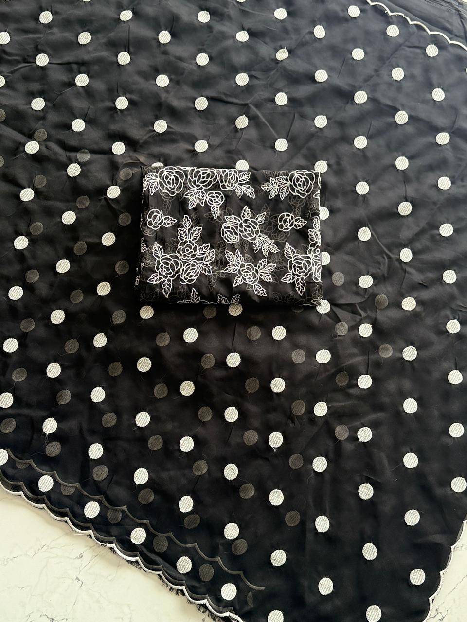 Vt-5009 By Fashid Wholesale 01 To 03 Series Beautiful Stylish Festive Suits Fancy Colorful Casual Wear & Ethnic Wear & Ready To Wear Tabby Organza Sarees At Wholesale Price