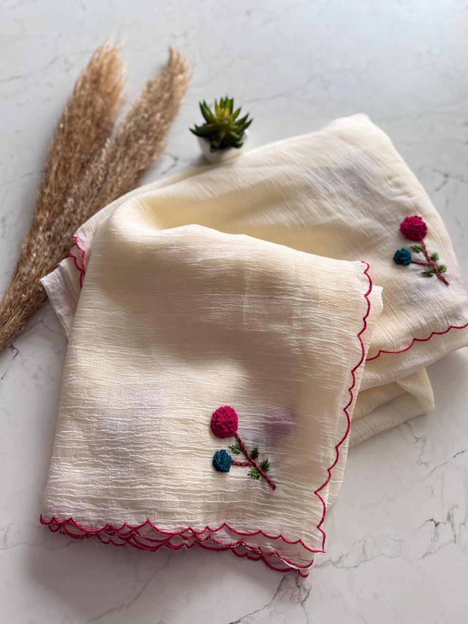 Vt-8162 By Fashid Wholesale 01 To 03 Series Indian Traditional Wear Collection Beautiful Stylish Fancy Colorful Party Wear & Occasional Wear Crunchy Silk Sarees At Wholesale Price