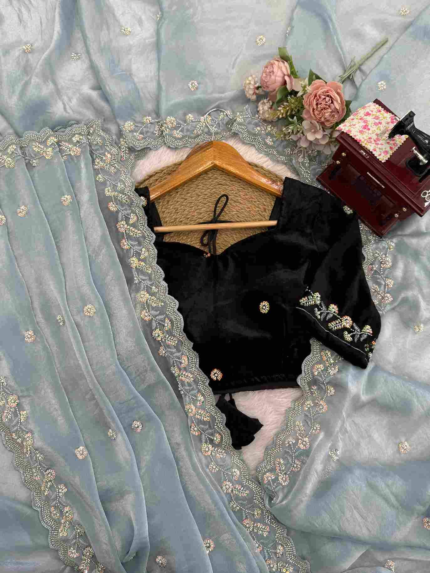 K-618 By Fashid Wholesale Special Indian Traditional Wear Collection Beautiful Stylish Fancy Colorful Party Wear & Occasional Wear Fendy Silk Sarees At Wholesale Price