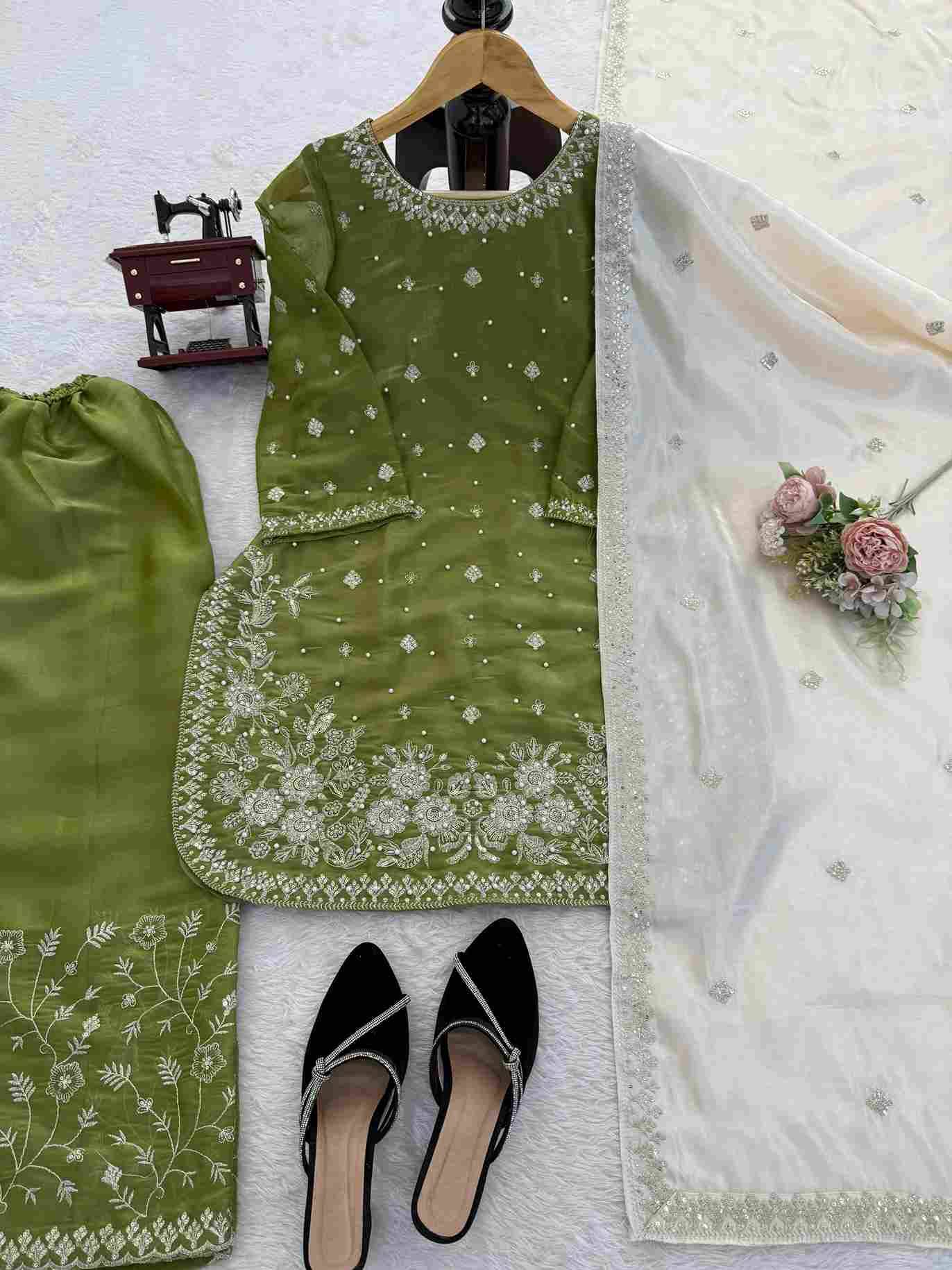 K-1549 Vol-2 By Fashid Wholesale 01 To 03 Series Beautiful Suits Colorful Stylish Fancy Casual Wear & Ethnic Wear Heavy Gmy Silk Dresses At Wholesale Price