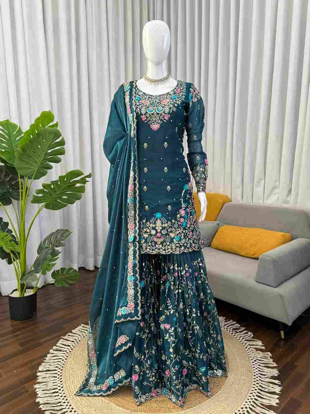 R-5956 By Fashid Wholesale 01 To 04 Series Suits Beautiful Fancy Colorful Stylish Party Wear & Occasional Wear Jimmy Choo Silk Dresses At Wholesale Price