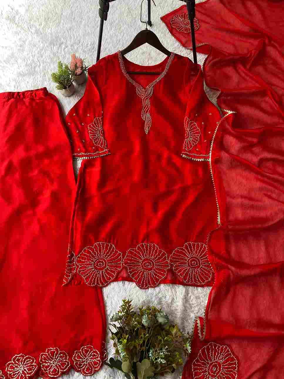 Le-2048 By Fashid Wholesale 01 To 02 Series Beautiful Festive Suits Colorful Stylish Fancy Casual Wear & Ethnic Wear Velvet Dresses At Wholesale Price