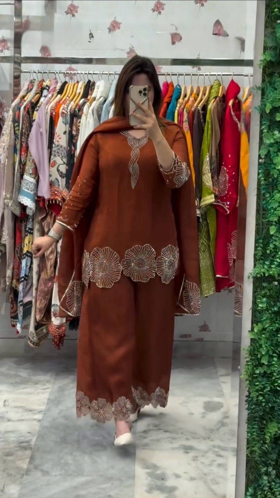 Le-2048 By Fashid Wholesale 01 To 02 Series Beautiful Festive Suits Colorful Stylish Fancy Casual Wear & Ethnic Wear Velvet Dresses At Wholesale Price