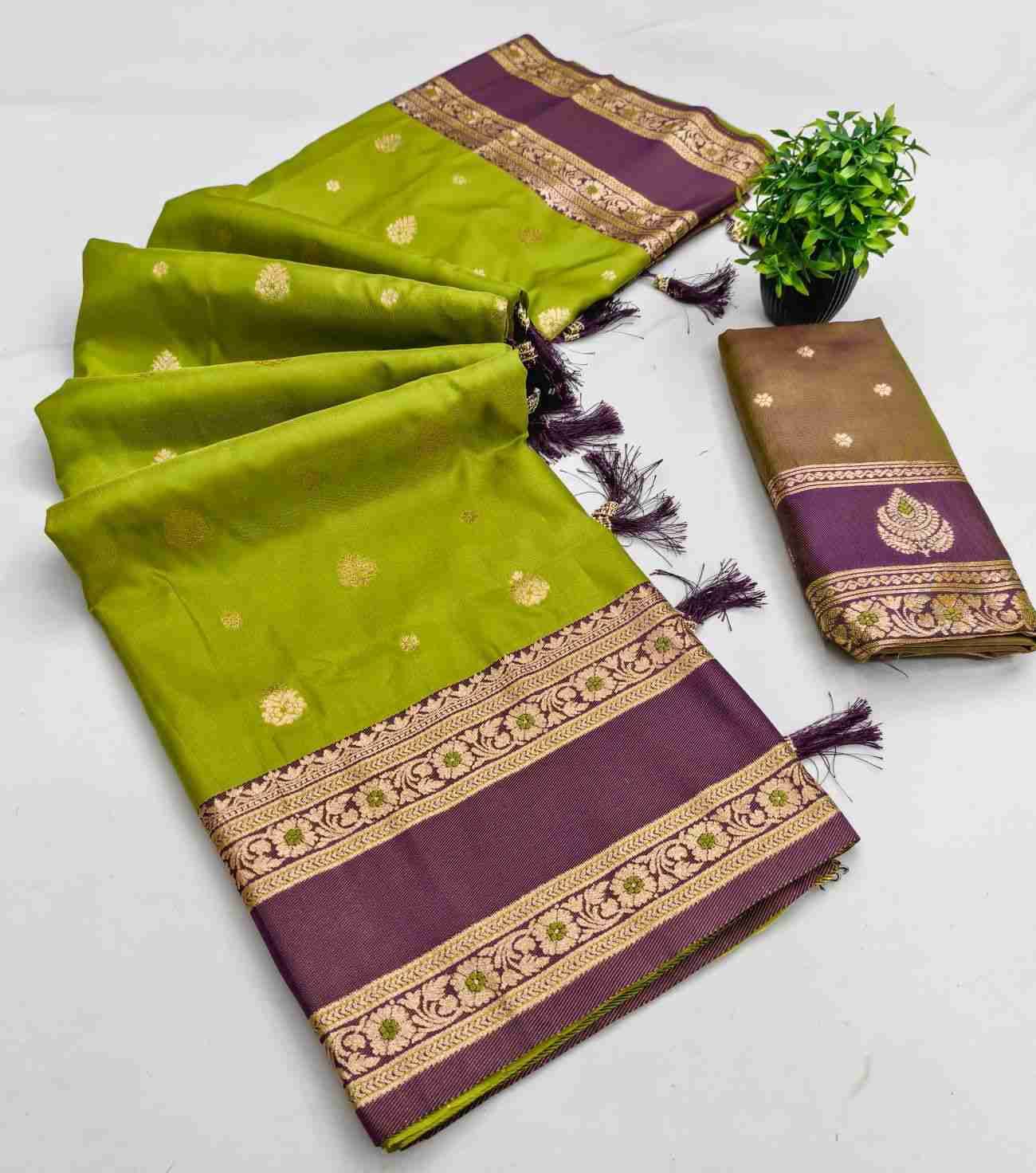 Ab-114 By Fashid Wholesale 01 To 06 Series Indian Traditional Wear Collection Beautiful Stylish Fancy Colorful Party Wear & Occasional Wear Pure Soft Silk Sarees At Wholesale Price