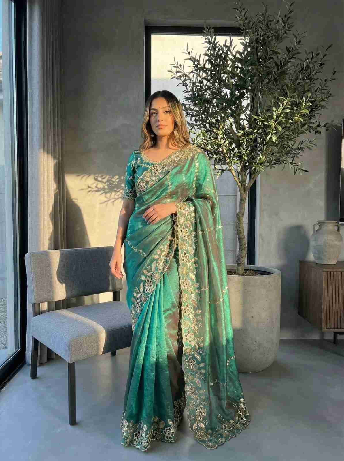 Vd-Farhina By Fashid Wholesale 01 To 06 Series Indian Traditional Wear Collection Beautiful Stylish Fancy Colorful Party Wear & Occasional Wear Fendy Chiffon Sarees At Wholesale Price