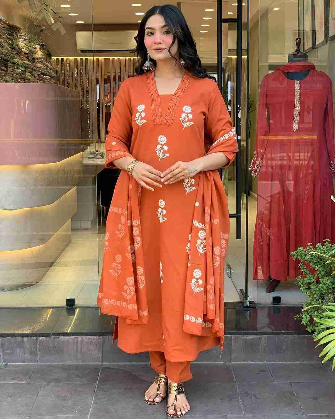 Dc-Tanvi By Fashid Wholesale 01 To 03 Series Beautiful Stylish Festive Suits Fancy Colorful Casual Wear & Ethnic Wear & Ready To Wear Cotton Dresses At Wholesale Price
