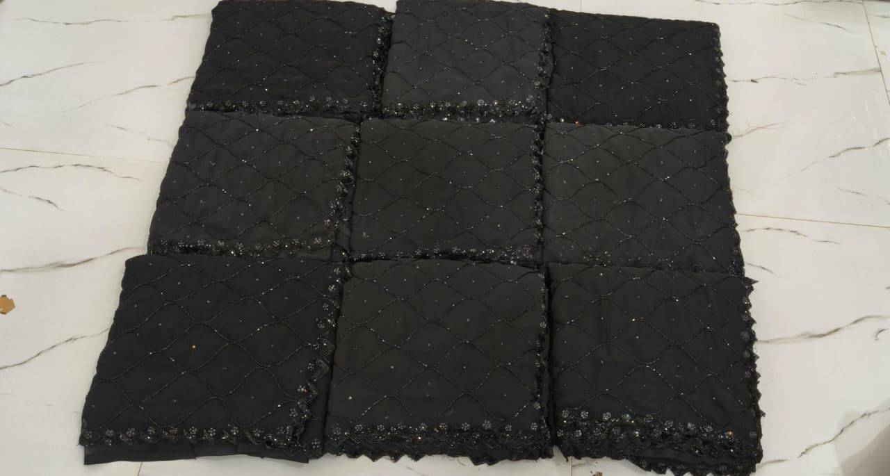 Vt-5021 By Fashid Wholesale Indian Traditional Wear Collection Beautiful Stylish Fancy Colorful Party Wear & Occasional Wear Soft Georgette Sarees At Wholesale Price