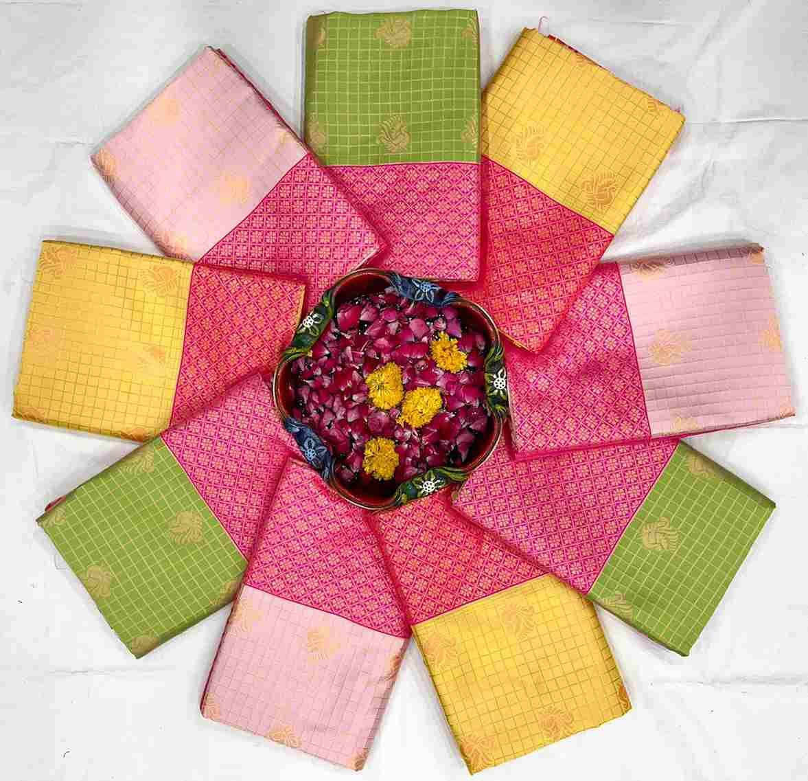 Kp-4005 By Fashid Wholesale 01 To 03 Series Indian Traditional Wear Collection Beautiful Stylish Fancy Colorful Party Wear & Occasional Wear Soft Lichi Silk Sarees At Wholesale Price