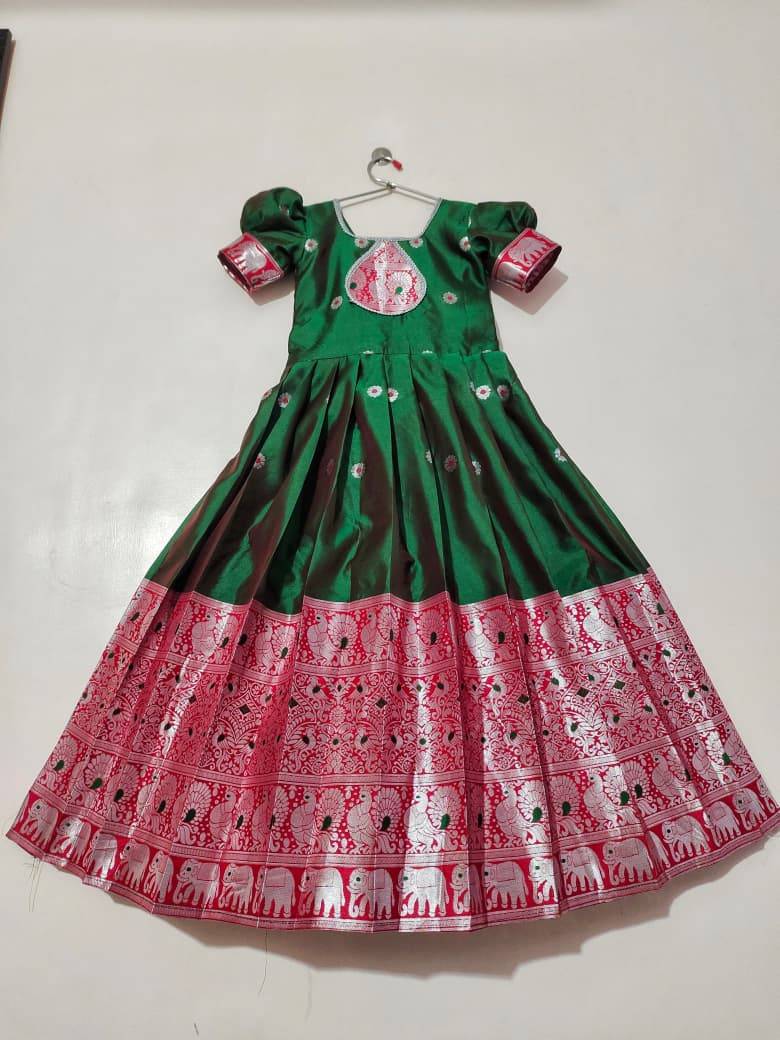 Pv-Kids-Gown Vol-37 By Fashid Wholesale 01 To 03 Series Designer Stylish Fancy Colorful Beautiful Party Wear & Ethnic Wear Collection Pure Silk Gowns At Wholesale Price