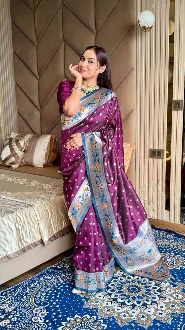 Vv-84 By Fashid Wholesale 01 To 08 Series Indian Traditional Wear Collection Beautiful Stylish Fancy Colorful Party Wear & Occasional Wear Paithani Silk Sarees At Wholesale Price