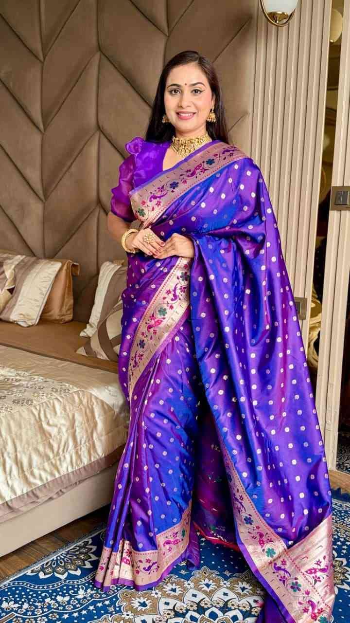 Vv-84 By Fashid Wholesale 01 To 08 Series Indian Traditional Wear Collection Beautiful Stylish Fancy Colorful Party Wear & Occasional Wear Paithani Silk Sarees At Wholesale Price