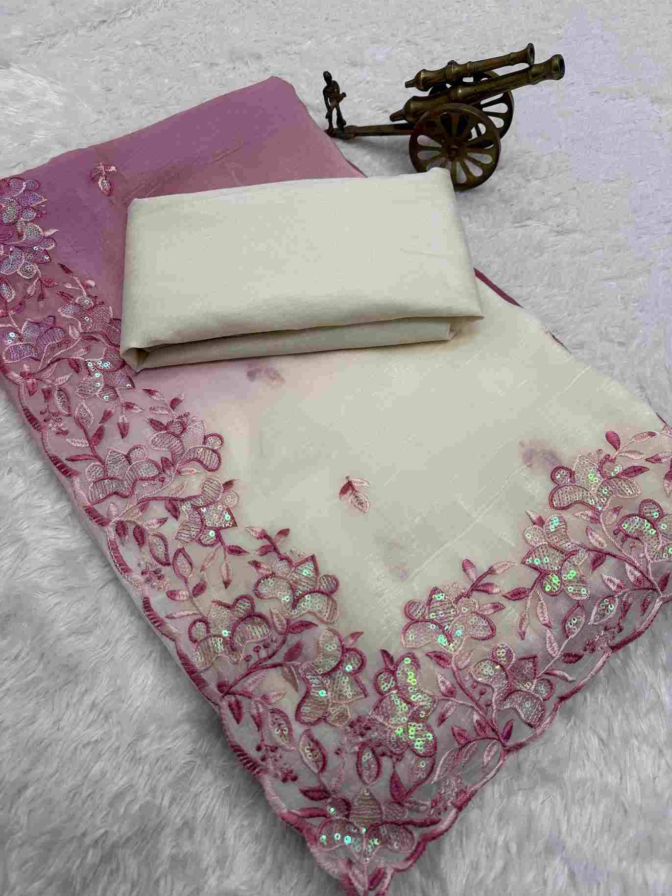 Vs-Nandan By Fashid Wholesale 01 To 05 Series Indian Traditional Wear Collection Beautiful Stylish Fancy Colorful Party Wear & Occasional Wear Crunchy Sarees At Wholesale Price