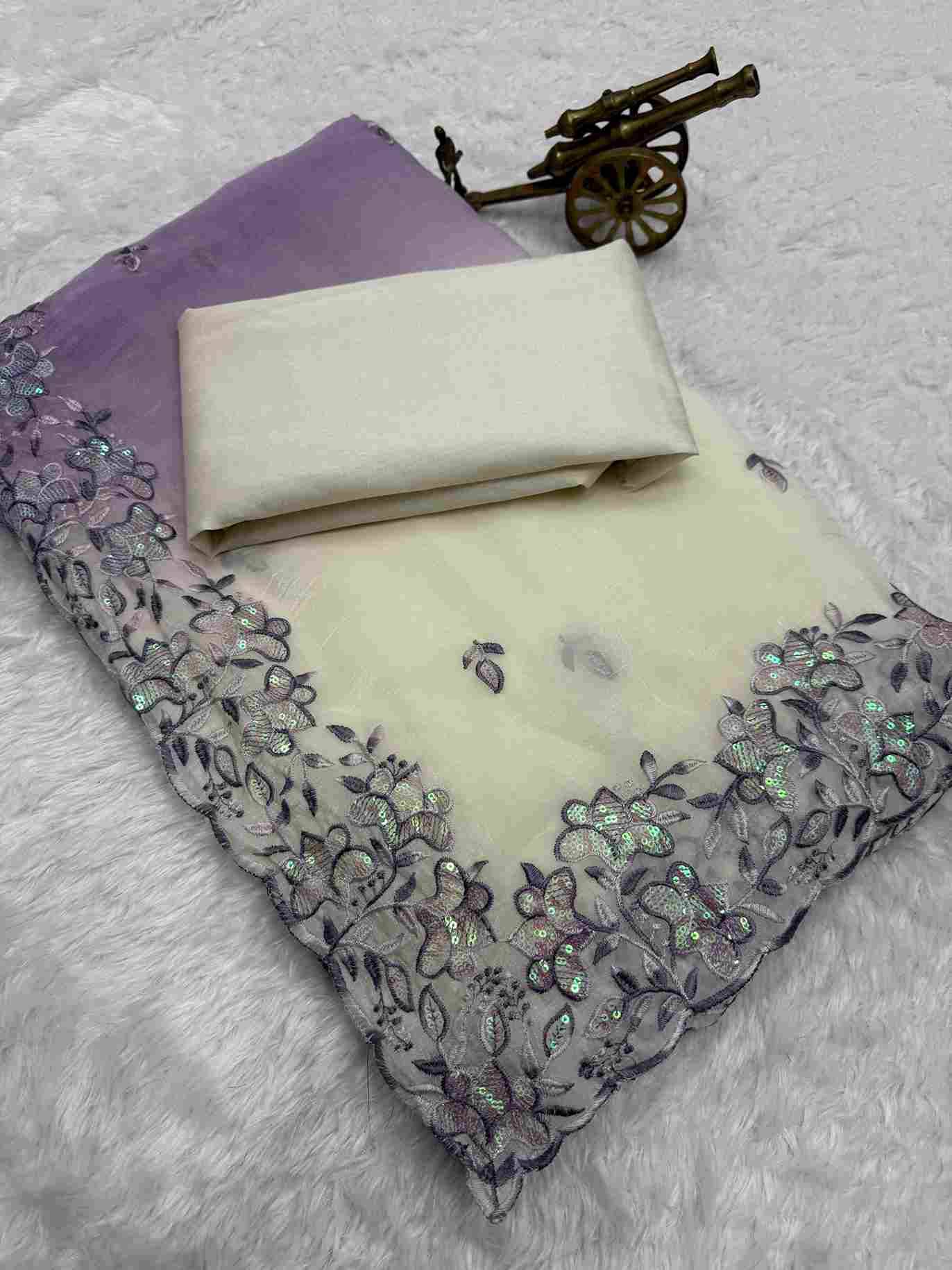 Vs-Nandan By Fashid Wholesale 01 To 05 Series Indian Traditional Wear Collection Beautiful Stylish Fancy Colorful Party Wear & Occasional Wear Crunchy Sarees At Wholesale Price