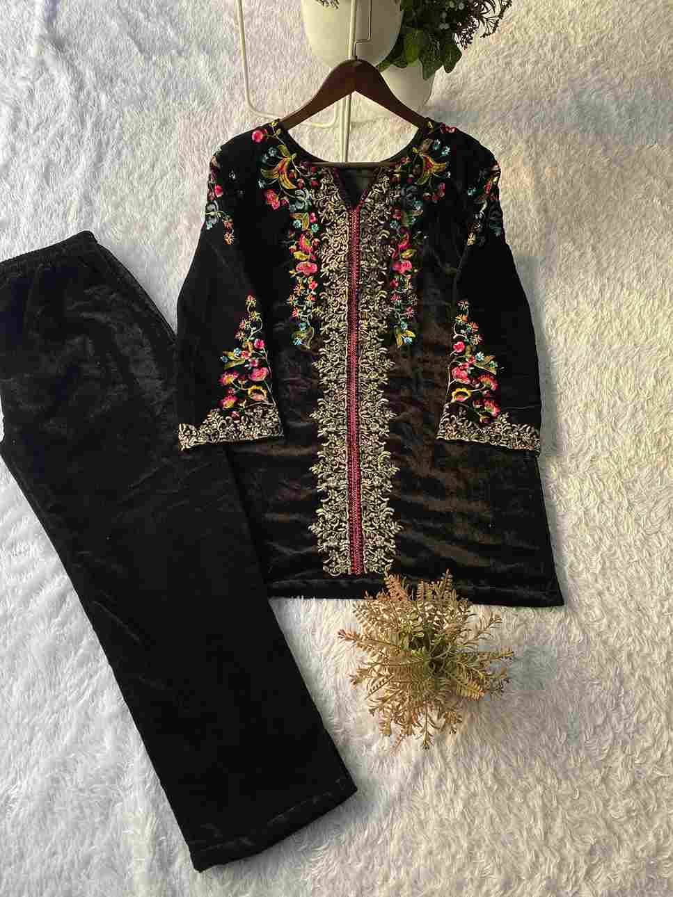 Be-426 By Fashid Wholesale 01 To 03 Series Beautiful Suits Colorful Stylish Fancy Casual Wear & Ethnic Wear Velvet Dresses At Wholesale Price