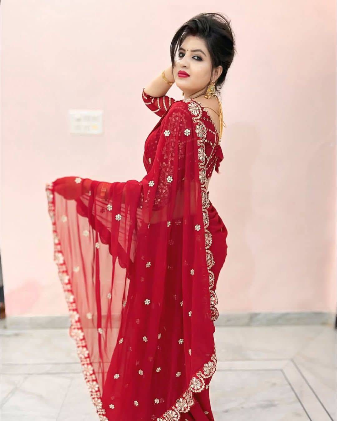 Vs-Vastra By Fashid Wholesale Indian Traditional Wear Collection Beautiful Stylish Fancy Colorful Party Wear & Occasional Wear Soft Georgette Sarees At Wholesale Price