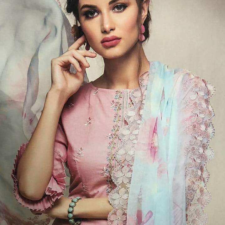 Fariha By Naariti 2620 To 2626 Series Beautiful Stylish Fancy Colorful Casual Wear & Ethnic Wear Superior Cotton With Elegant Embroidery Dresses At Wholesale Price