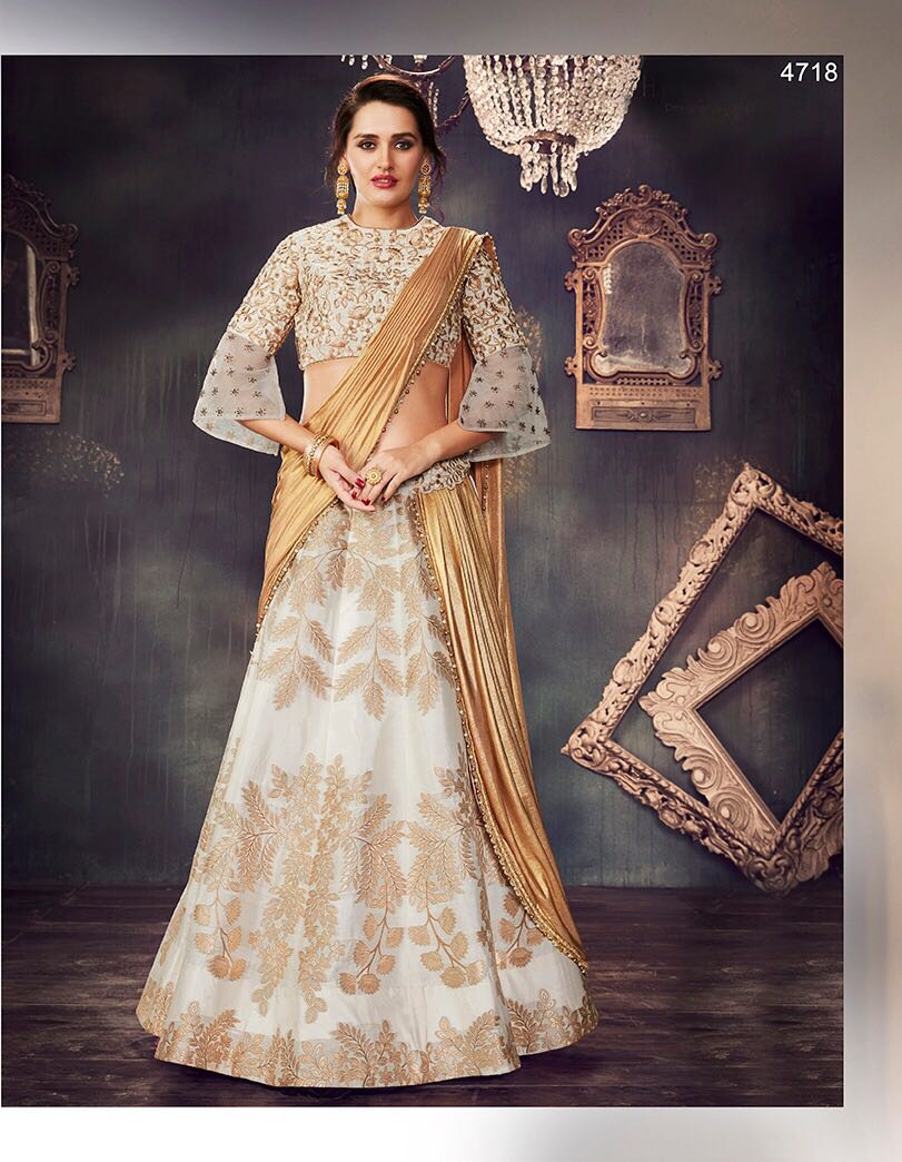 Elan By Mohmanthan 4700 Series Indian Designer Wedding Collection Beautiful Stylish Fancy Colorful Party Wear & Occasional Wear Fancy Lehengas At Wholesale Price